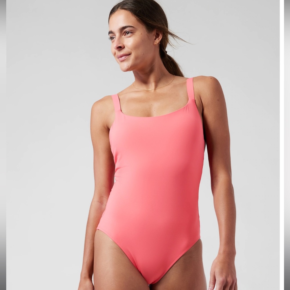 Brand new with tags. Athleta hermosa swimsuit size small